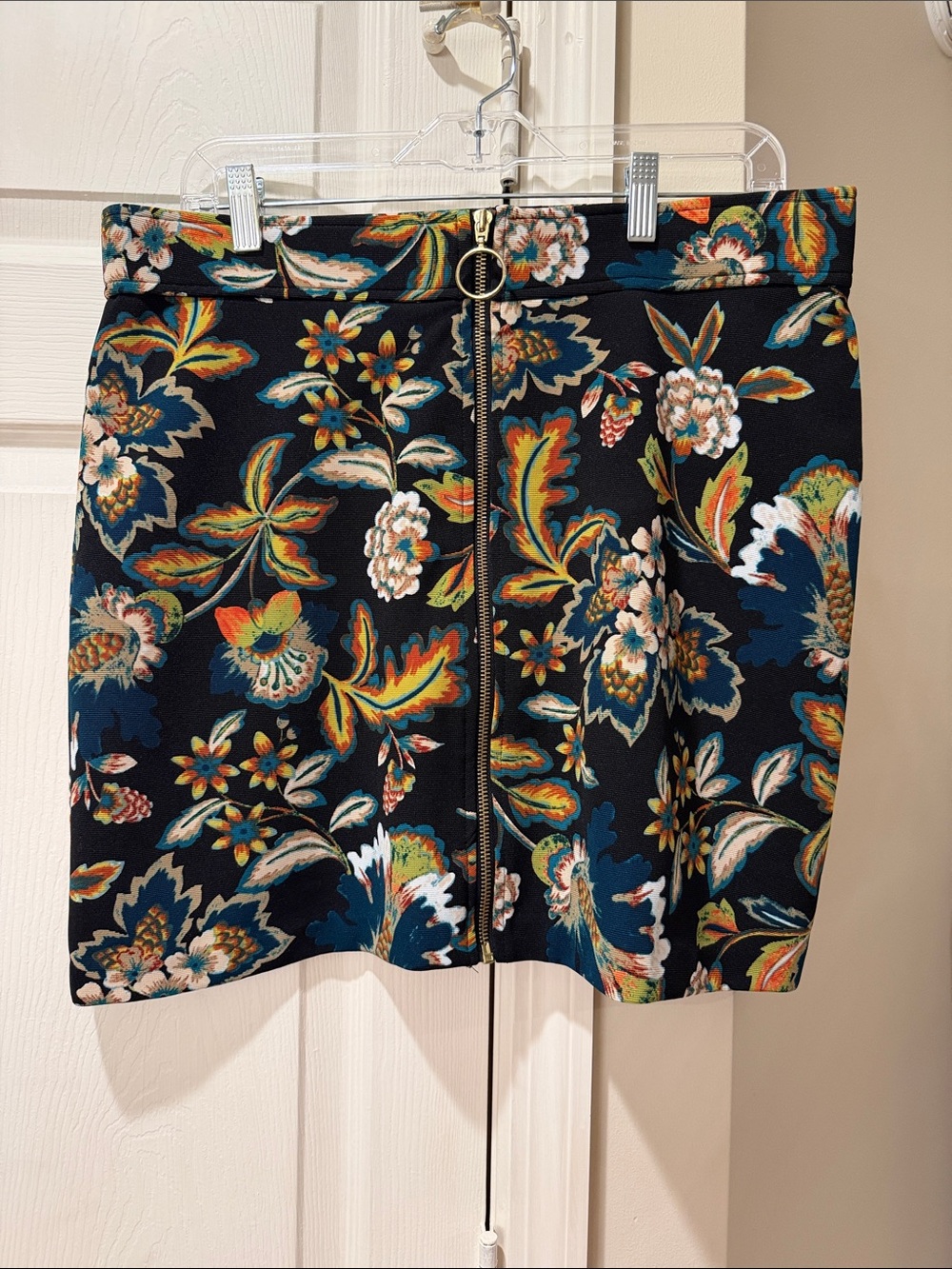 Black Floral Zip-Front Mini Skirt